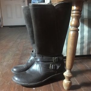 Ugg high leather boots EUC sz 9